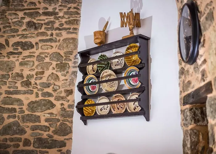 بيت للعطل Traditional Stonehouse In Village *