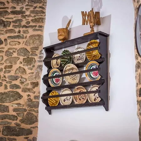 Σπίτι διακοπών Traditional Stonehouse In Village *